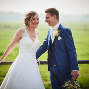 Bruidspaar-Lachen-Landelijk